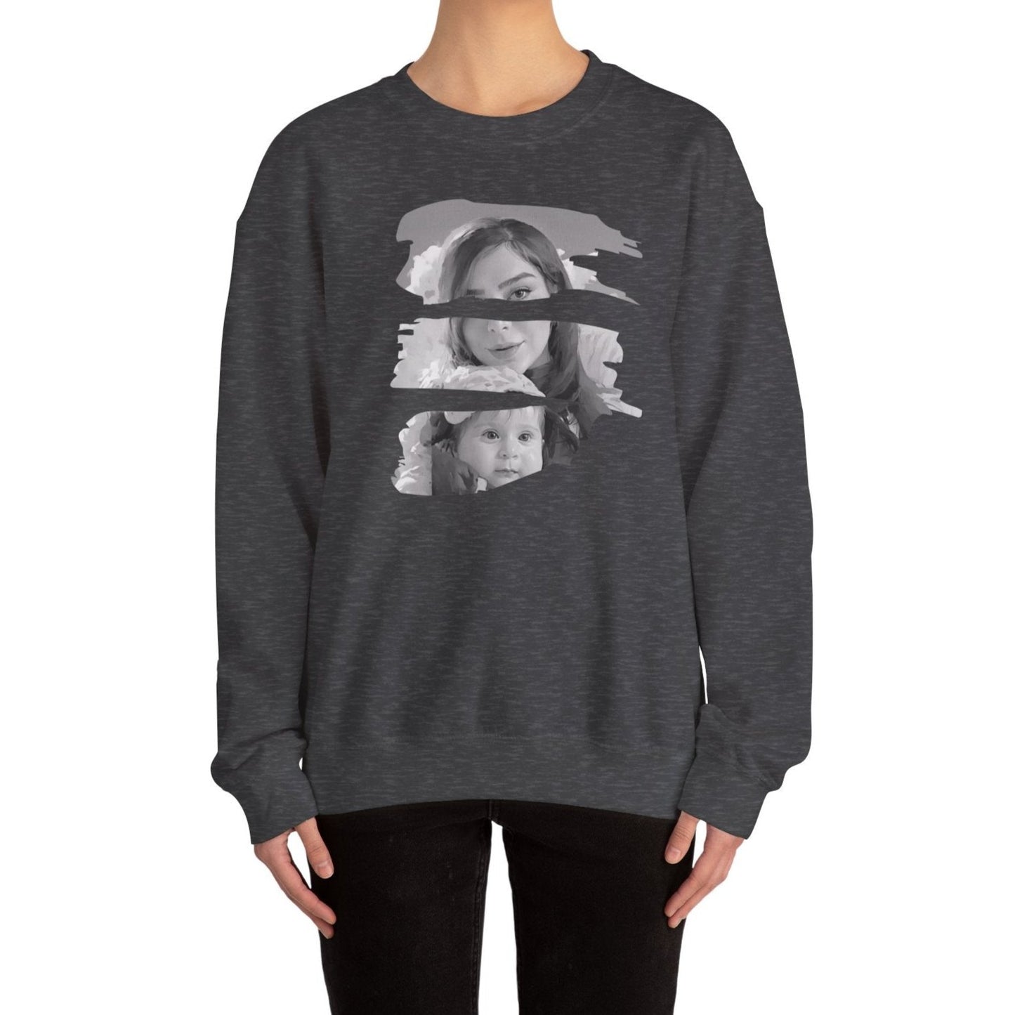 Personalized Unisex Crewneck Sweatshirt - Monochrome Oil Paint Style🎨👕